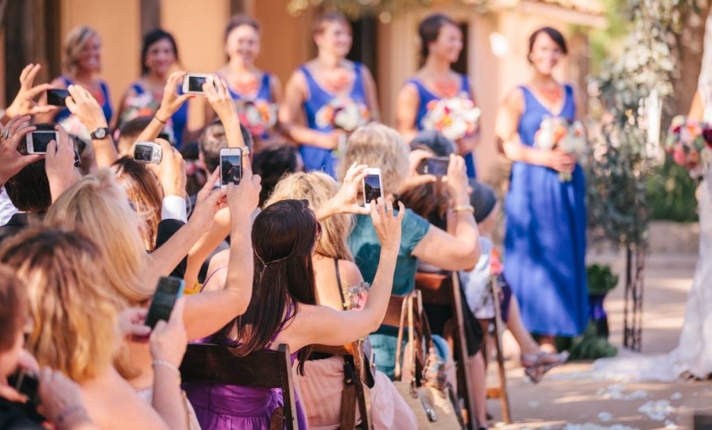 unplugged wedding